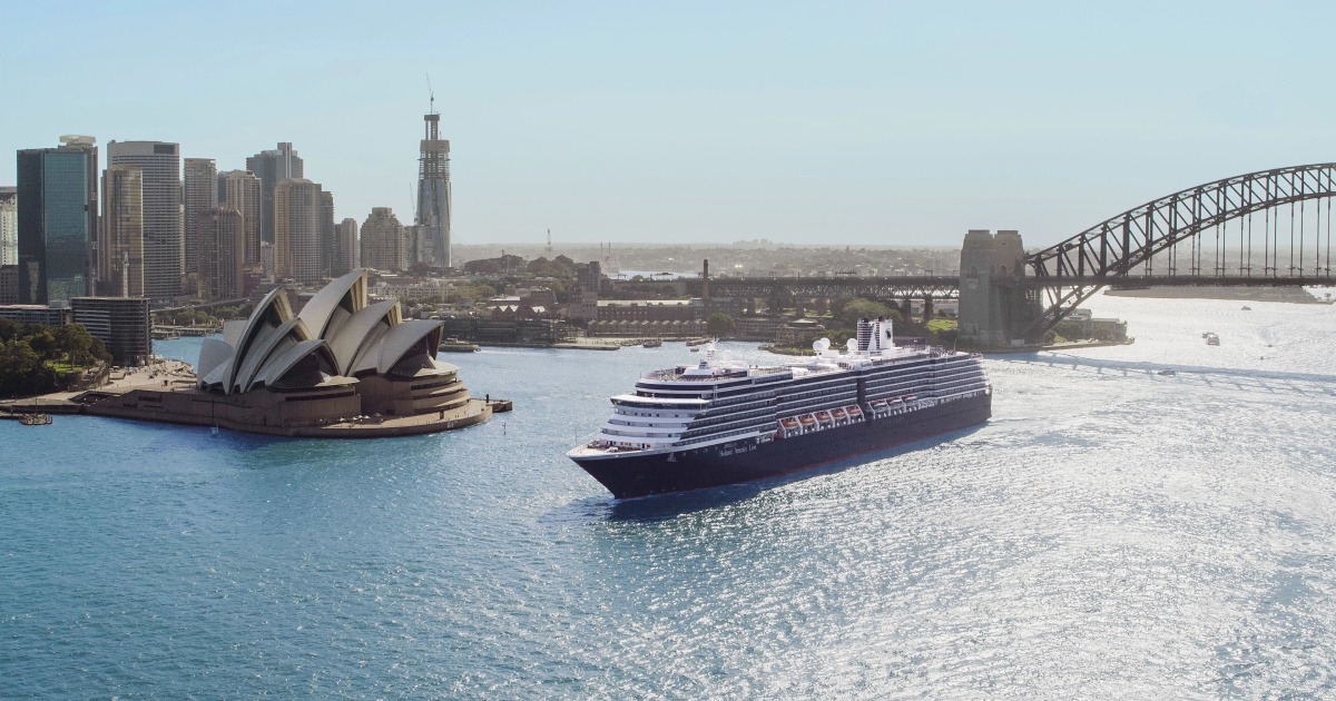 Holland America Noordam sailing to Sydney