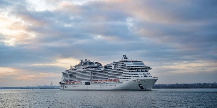 MSC Bellissima sailing into Southampton