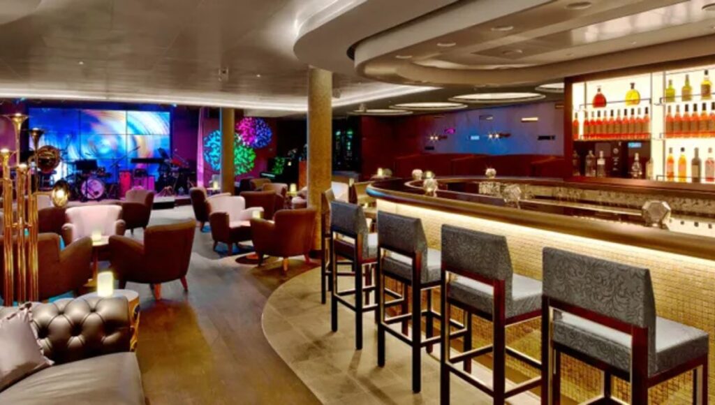 Bar onboard Viking Mira