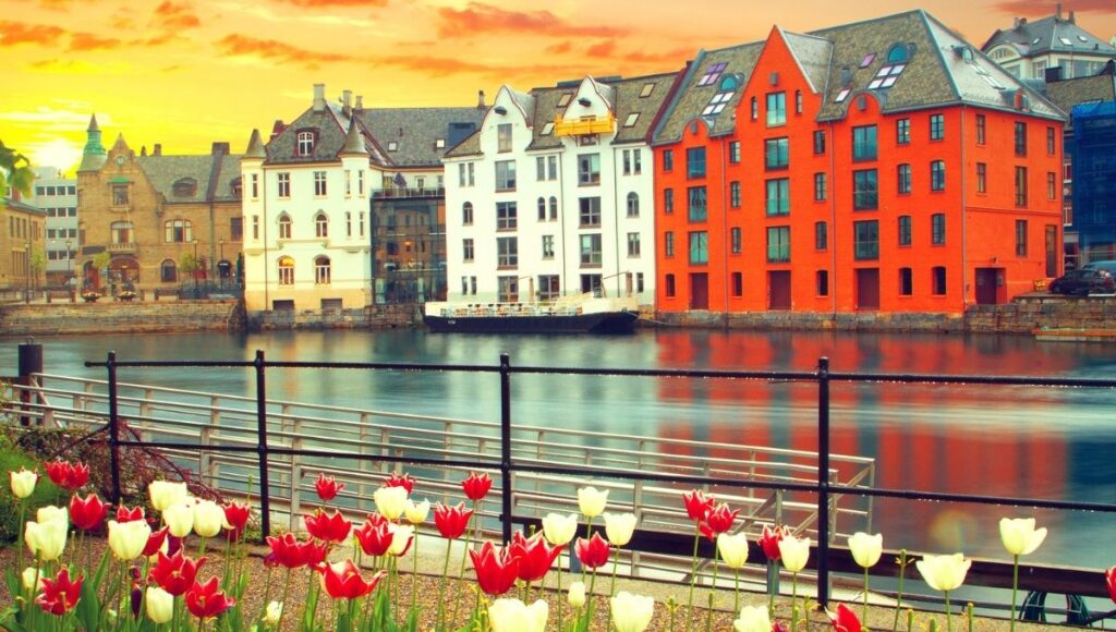 Town of Alesund 