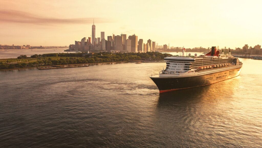 Queen Mary 2 in New York