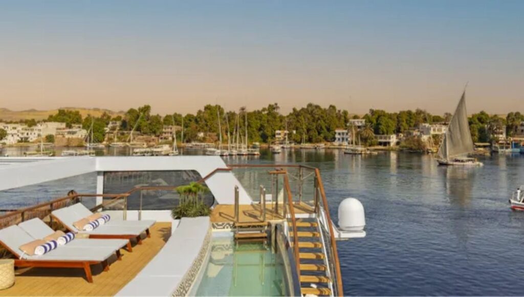 Top Deck on Viking Ptah