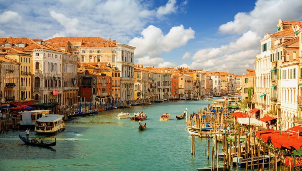 Venice water taxi transfer