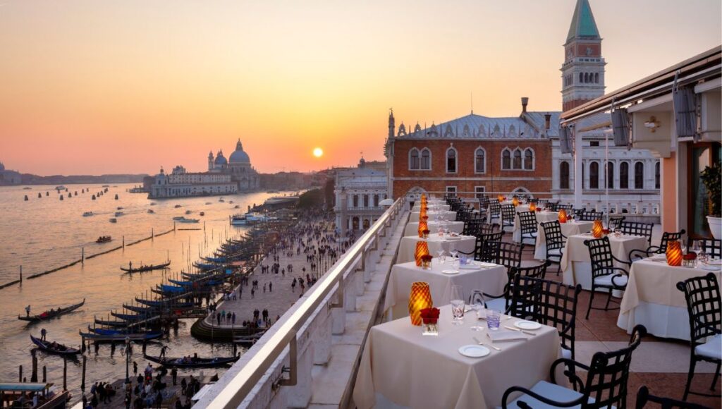 Outdoor Venice restaurant