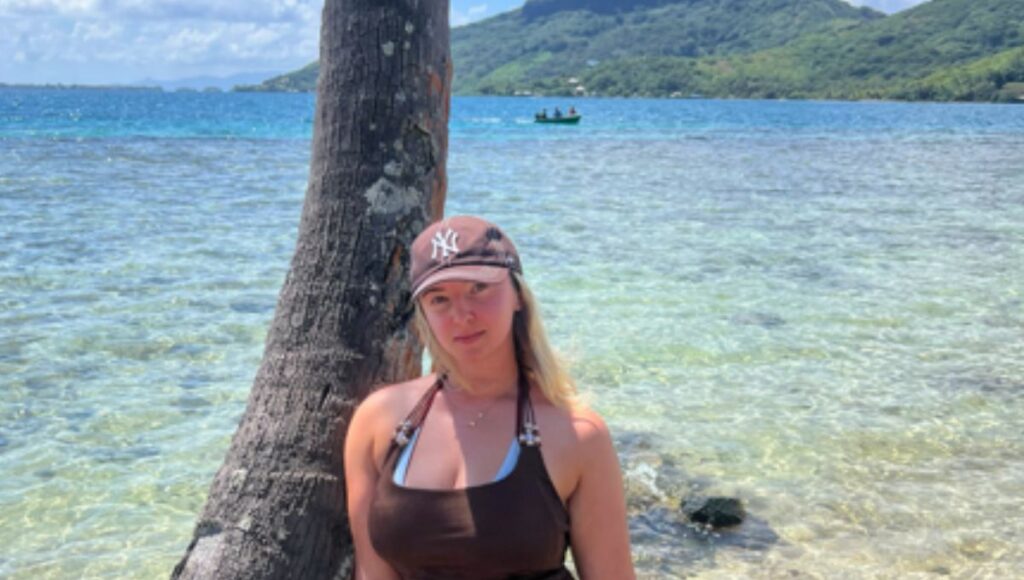Caitlin in Bora Bora during Windstar Dreams of Tahiti cruise