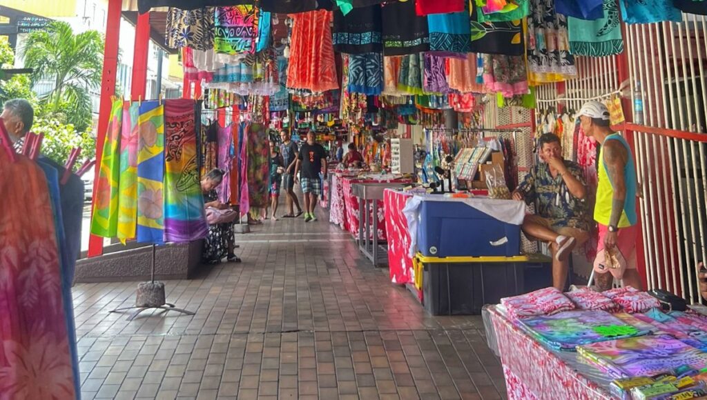Marché de Papeete city market in Tahiti near the Papeete cruise port