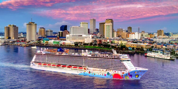 Norwegian Breakaway sailing from New Orleans