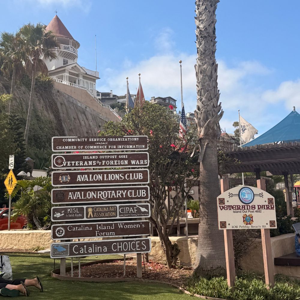 Signposts & scenery at Catalina Island
