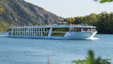 Emerald Liberte, Rhone River