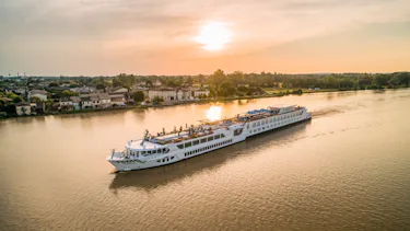 S.S Bon Voyage, Garonne River