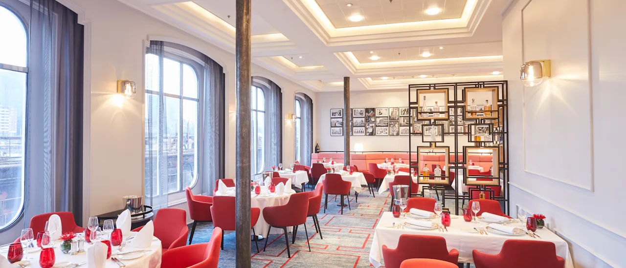 Special restaurant Venezia offers a variety of Italian dishes