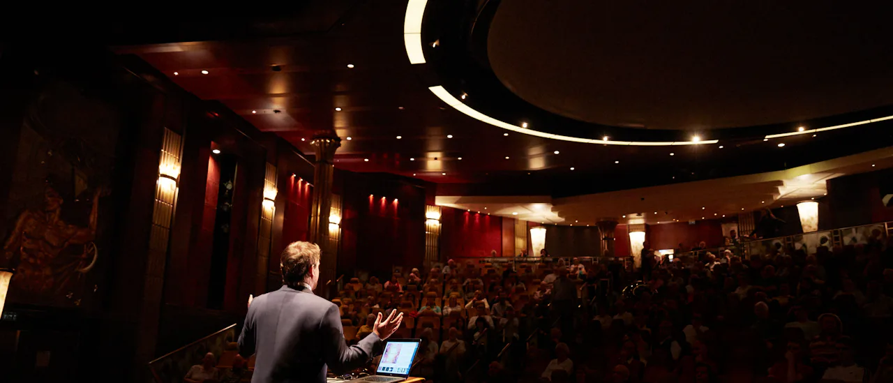 Inspiring lectures in the theatre