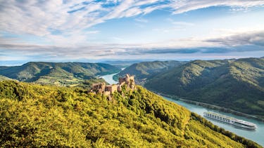 Scenic Jasper, Danube River