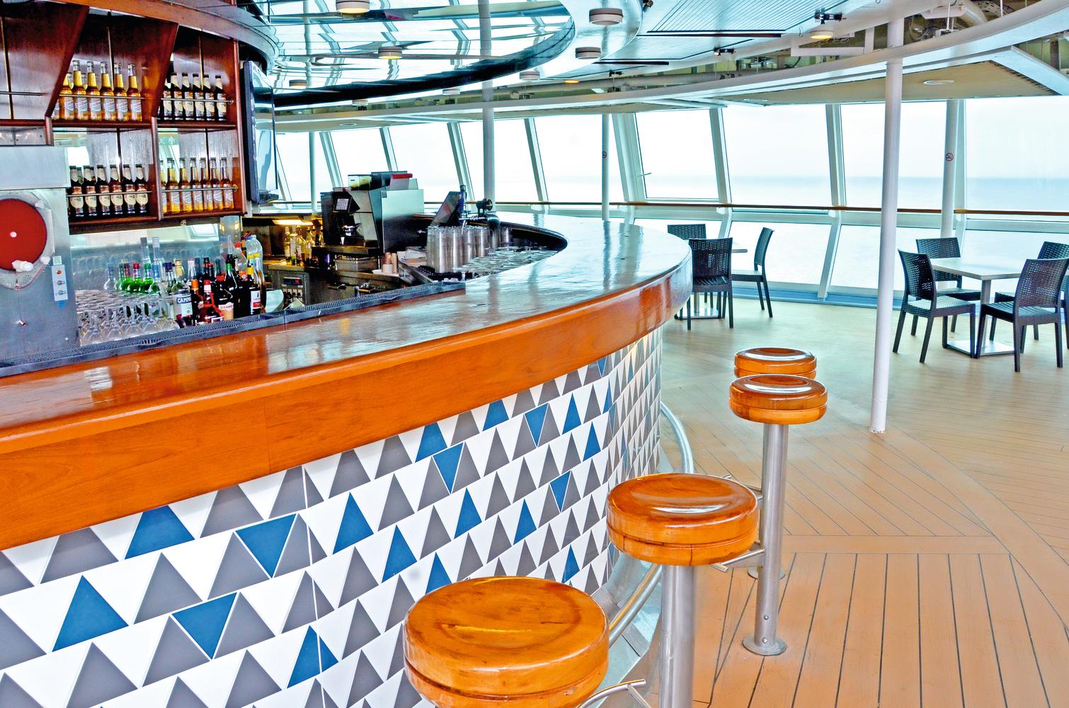 Deck Bar