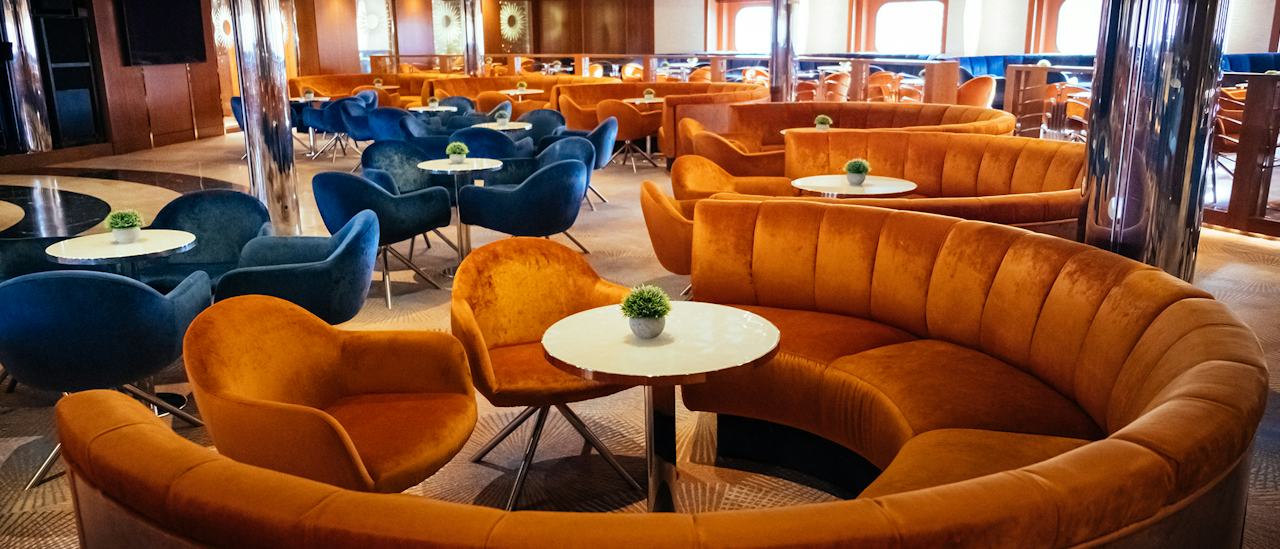 Clifton Lounge