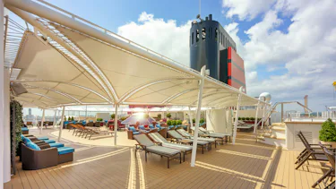Queen Anne, Panama Canal