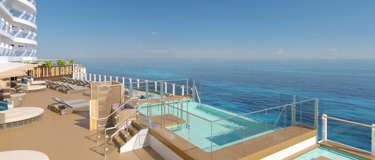 Ocean Boulevard wraps around the entire deck