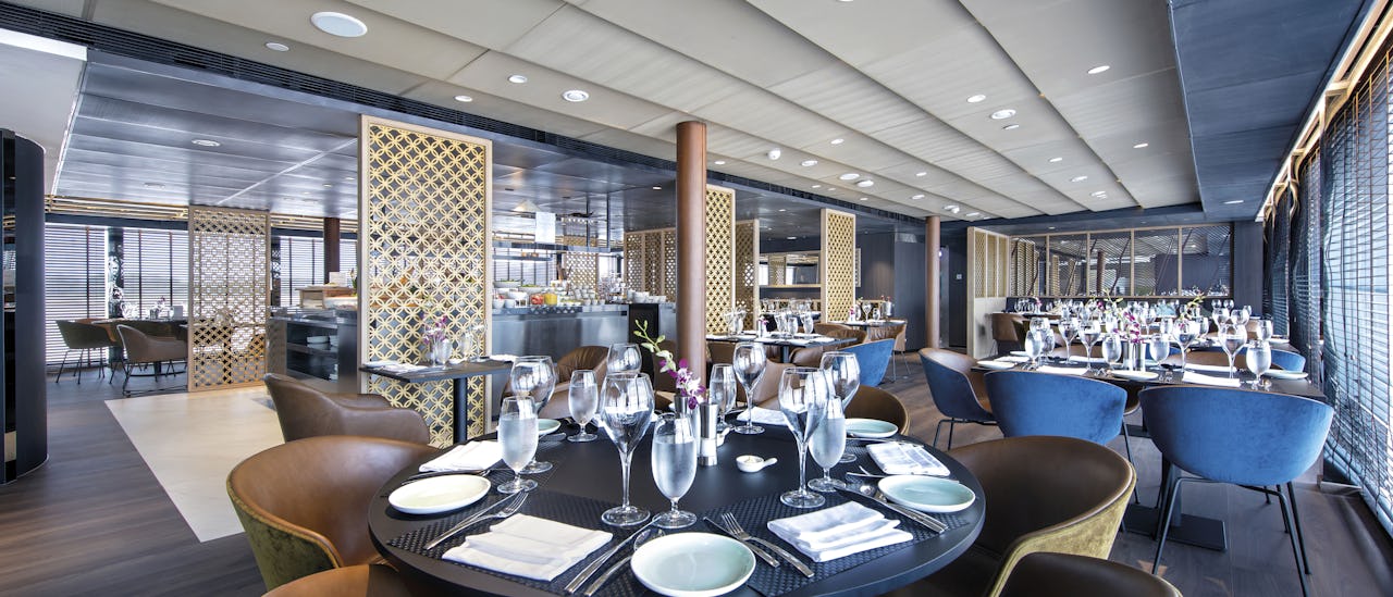 Reflections Restaurant is perfect for relaxed dining and socialising