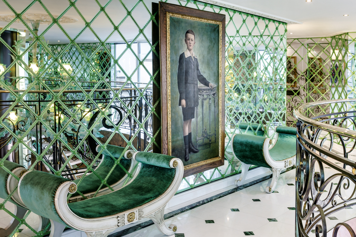 On each guest deck, the corridors are decorated with uniquely beautiful artwork