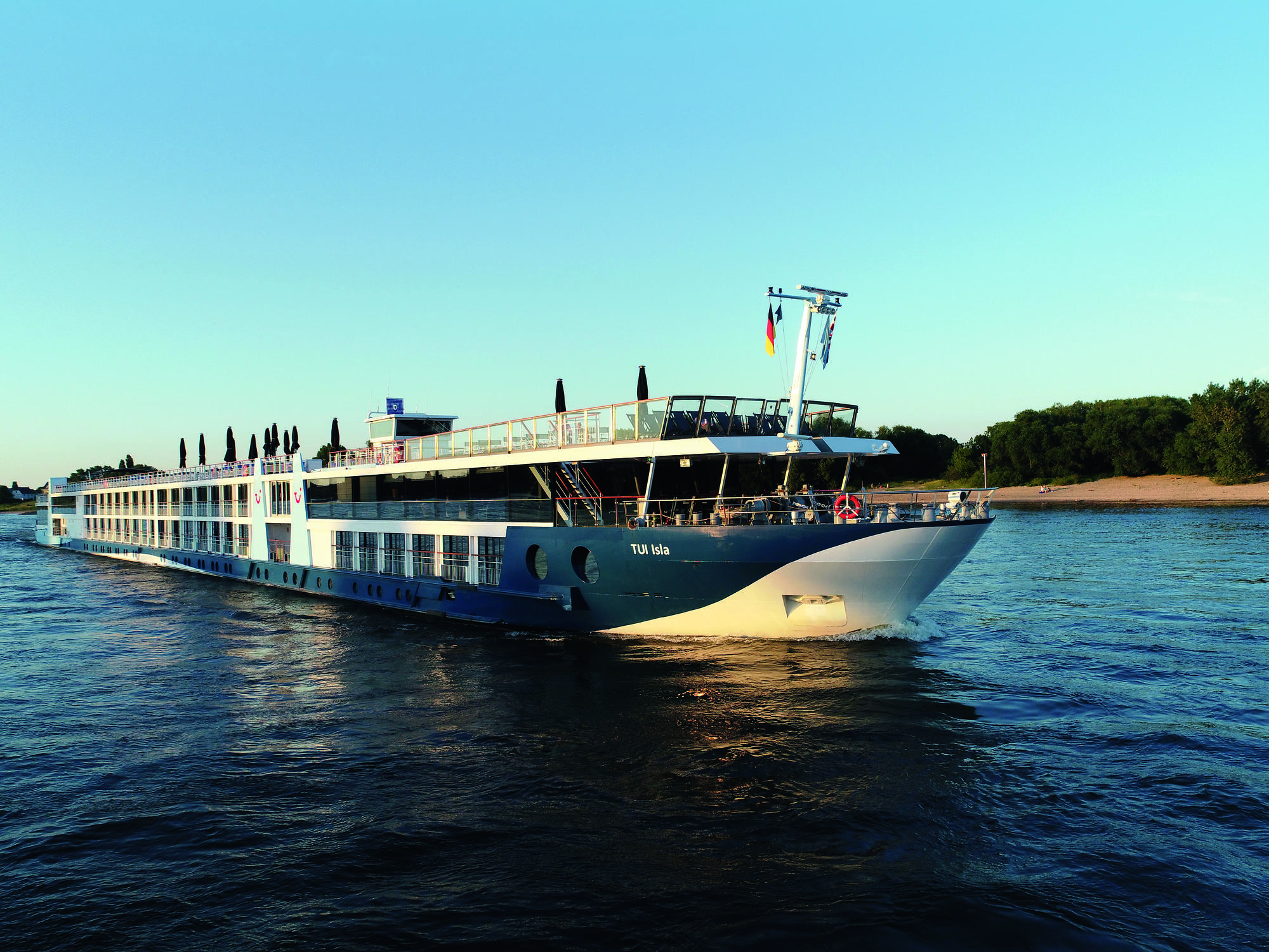 TUI Isla, Danube River