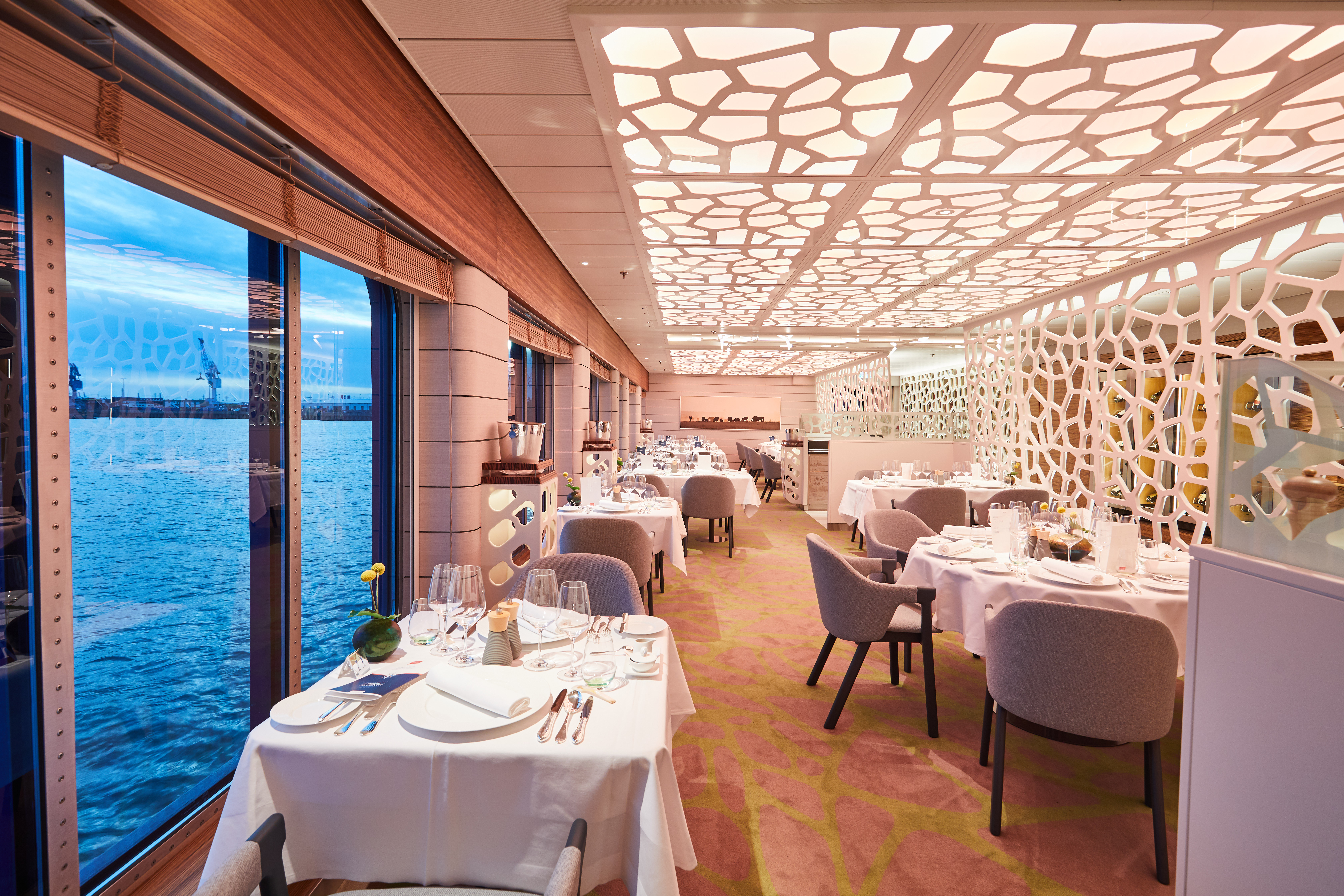 HANSEATIC restaurant
