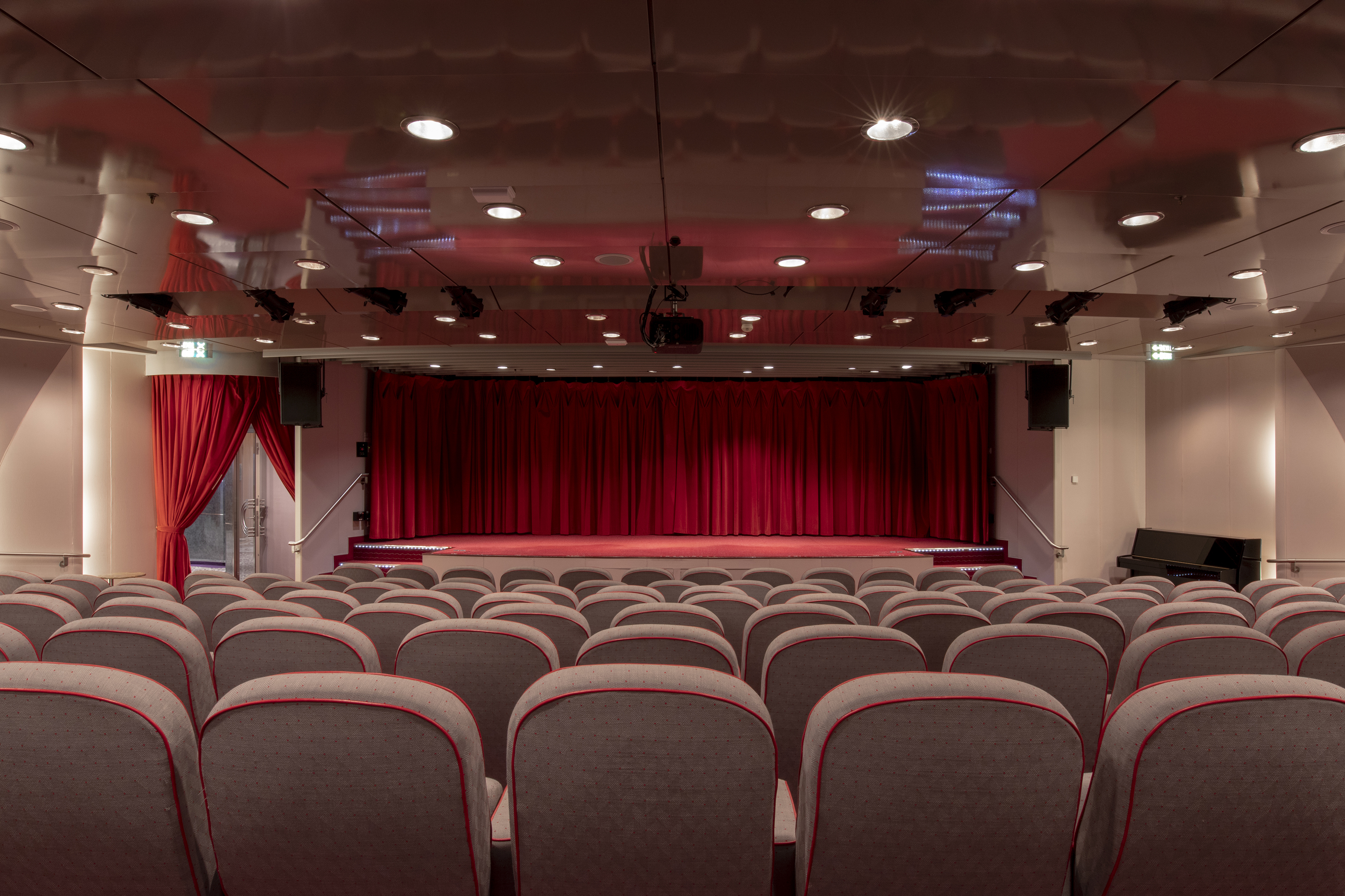 Hollywood Theatre
