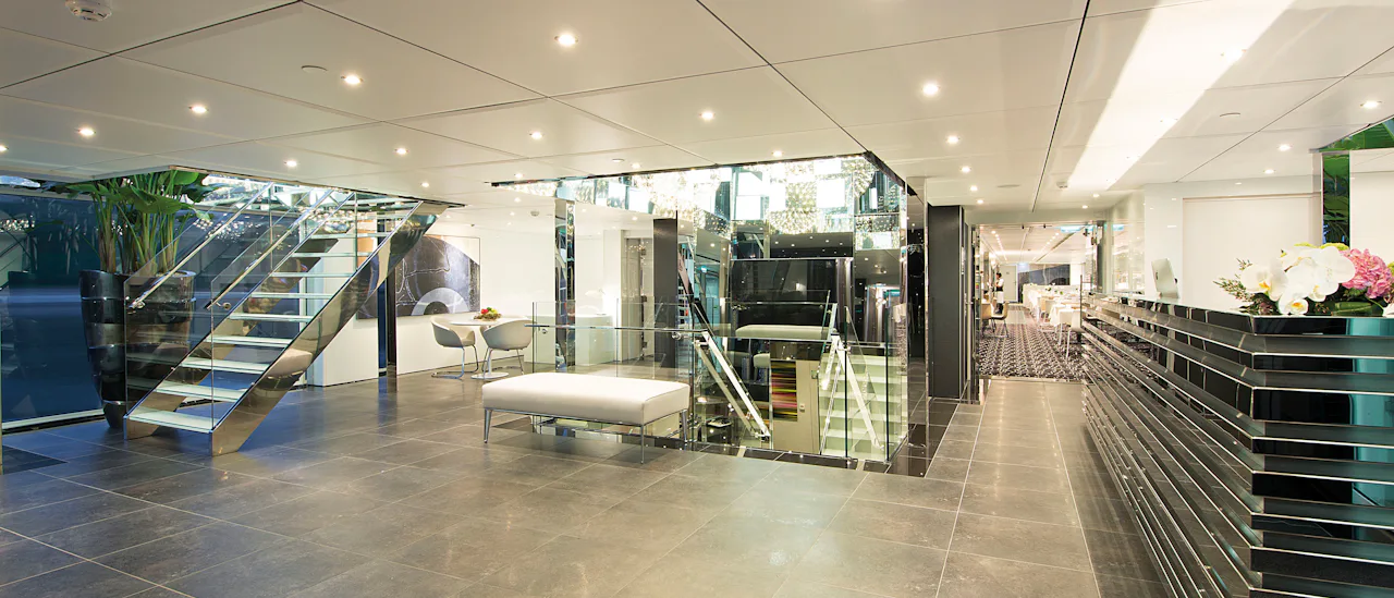 The Reception - a perfect place to meet with friends before excursions or to ask any information you may need to the staff