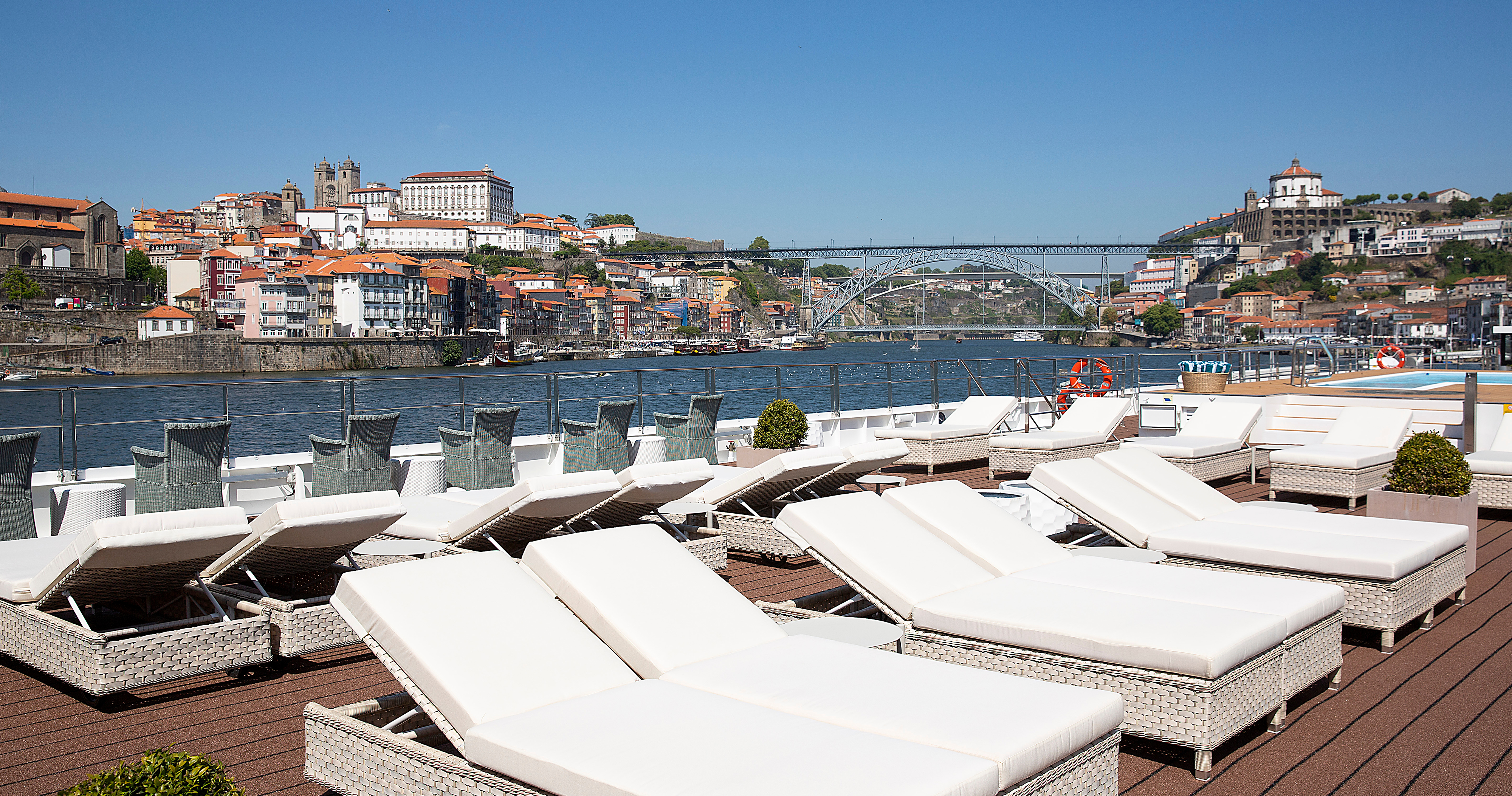 S.S Sao Gabriel, Douro River