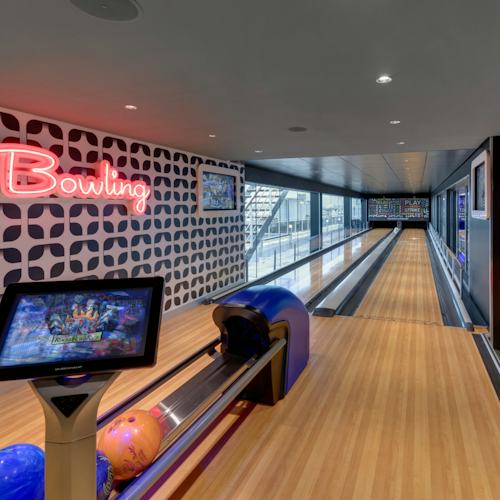 MSC Grandiosa - Public areas Amusement area Bowling