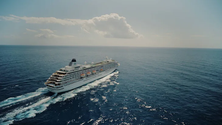 Crystal Cruises - Hero Banner