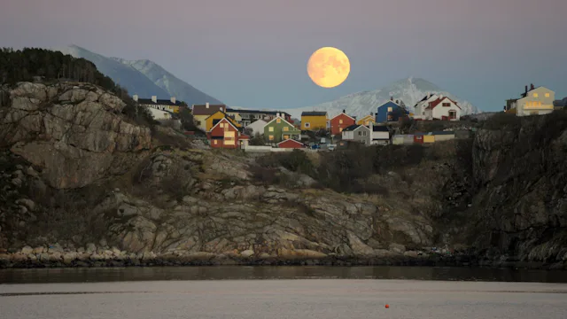 Kristiansund, Norway - Moon