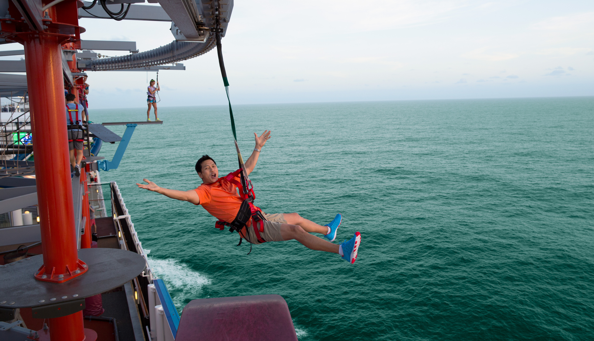Norwegian Cruise Line - Norwegian Escape - Zipline the Plank