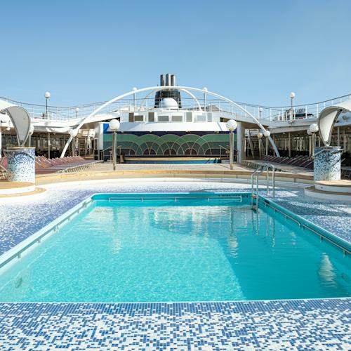 Cala Blanca Pool