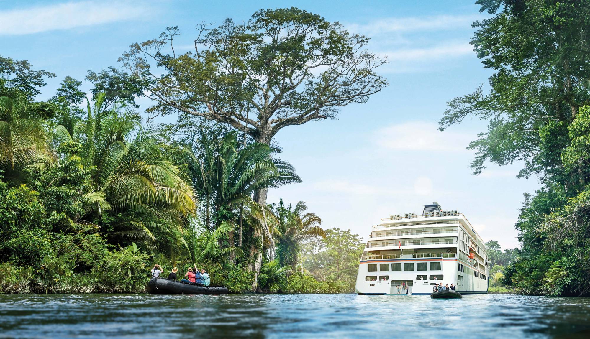 Hapag-Lloyd Cruises - HANSEATIC nature Amazon