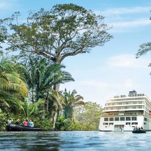 Hapag-Lloyd Cruises - HANSEATIC nature Amazon