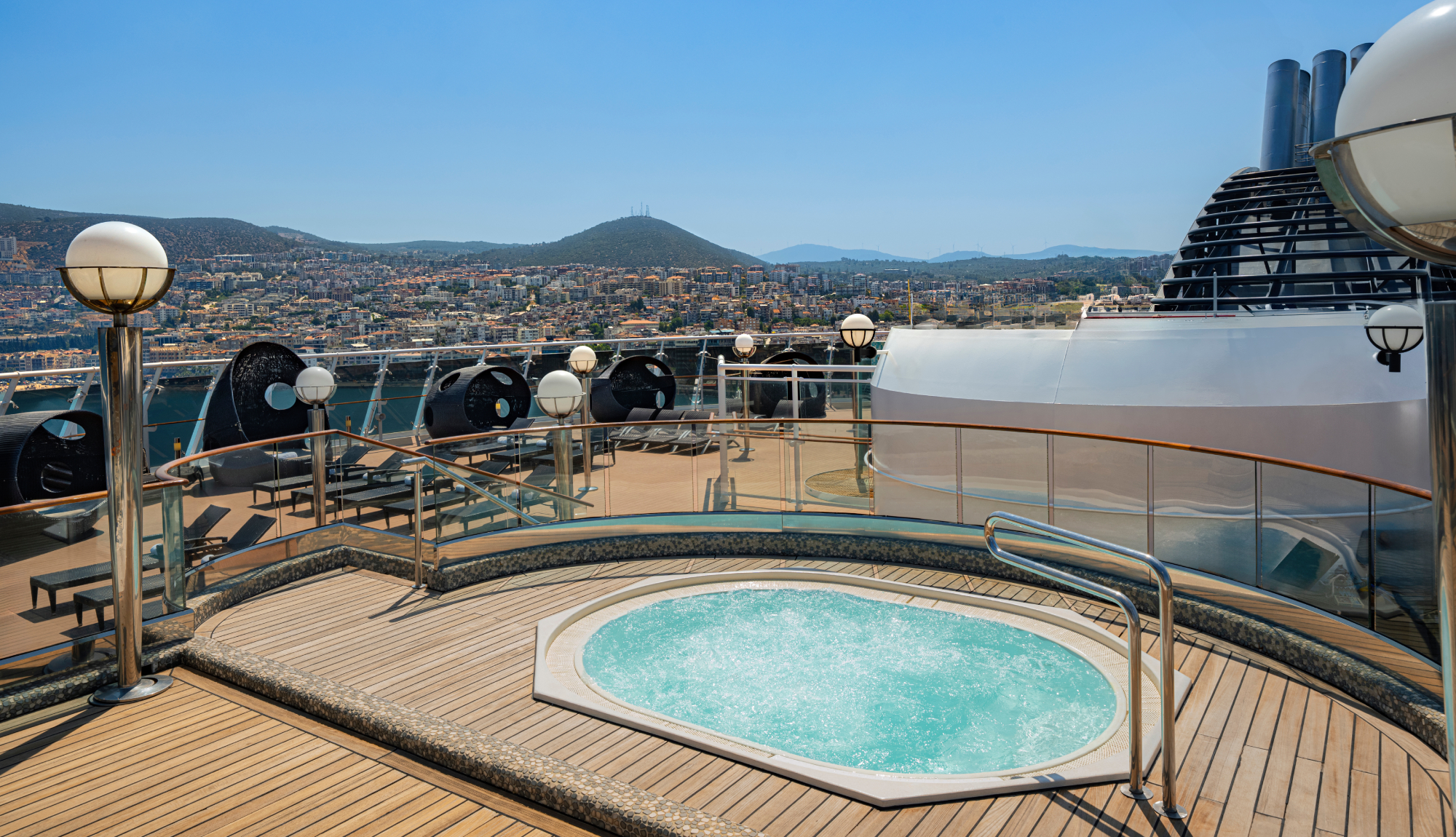 Top 18 Exclusive Solarium