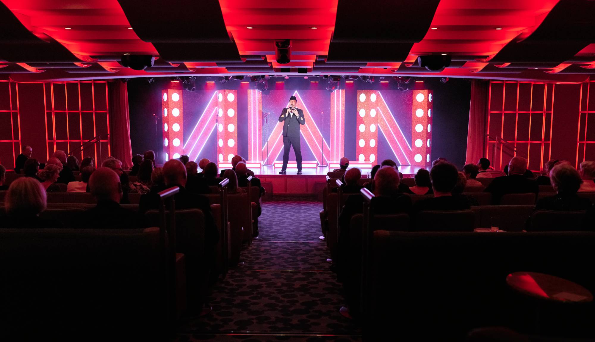 Silversea - Venetian Lounge Show