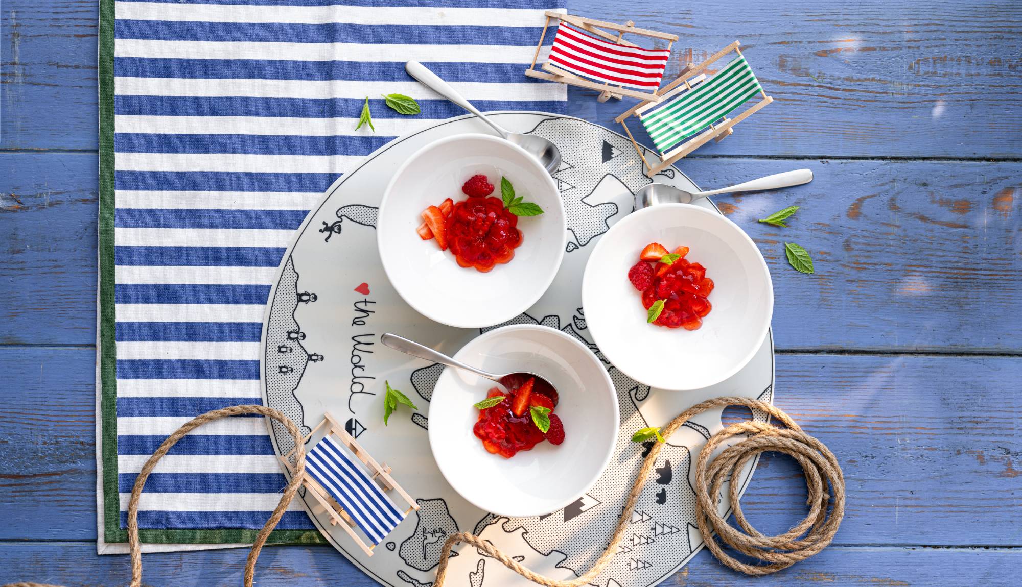 P&O Cruises - Dining - Children's Tea Raspberry and red fruit jelly