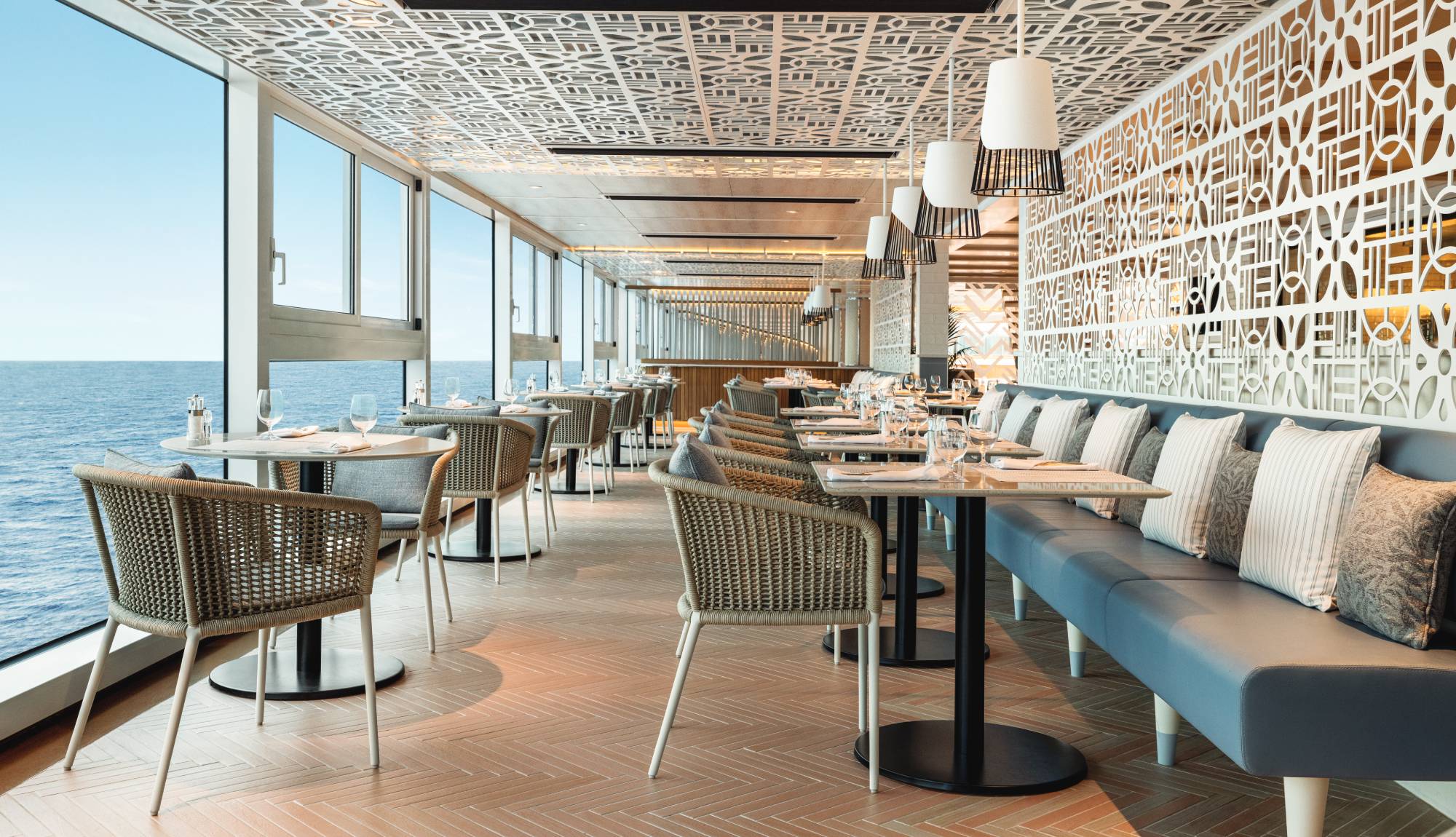 Oceania Cruises - The Finest Cuisine at Sea - Aquamar
