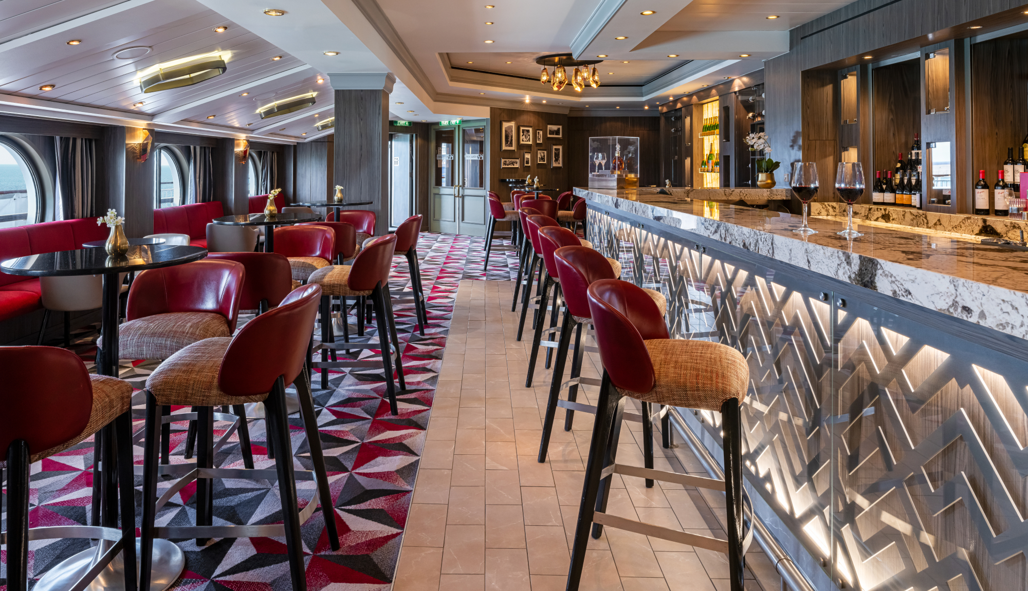 Norwegian Cruise Line - Norwegian Dawn - The Cellars Wine Bar