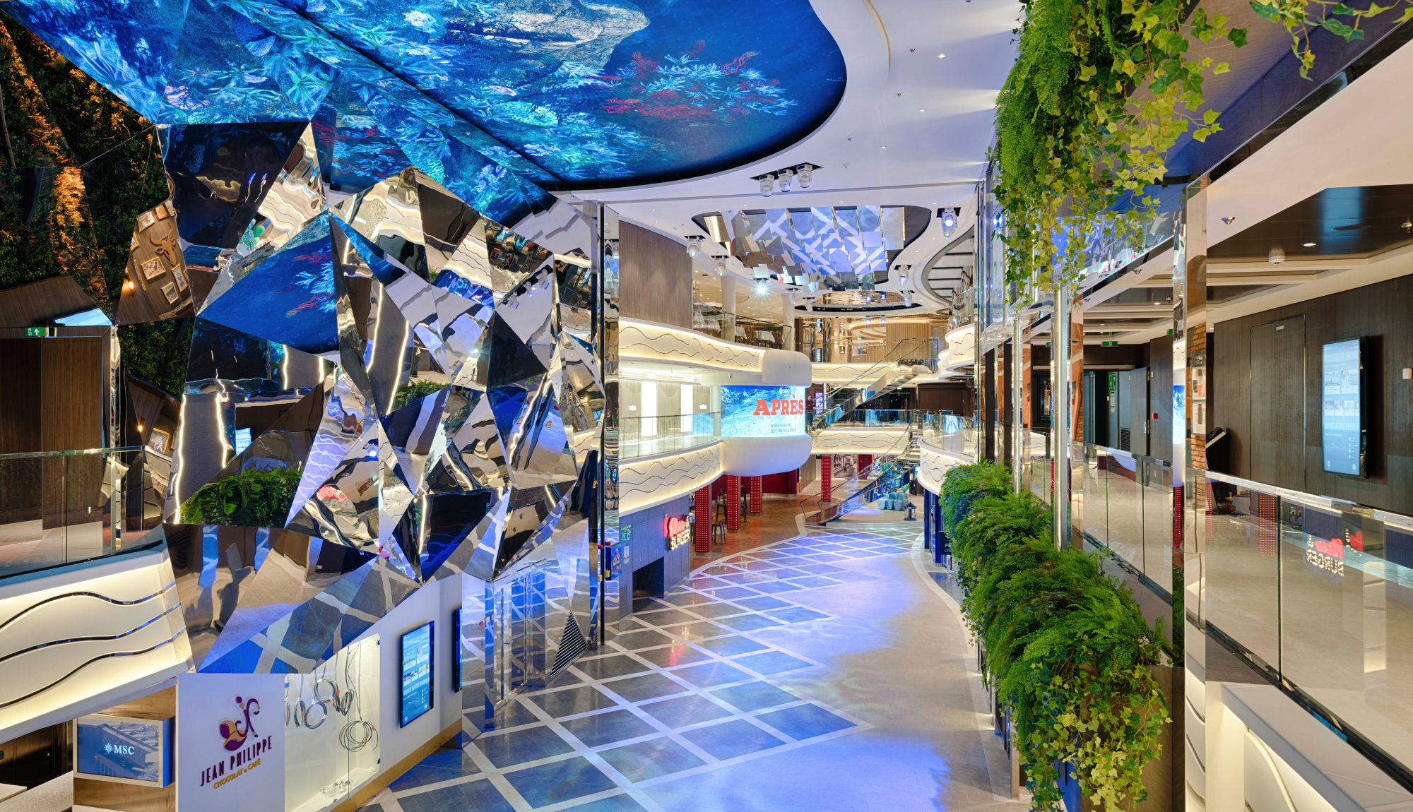 MSC World Atlantic - World Galleria