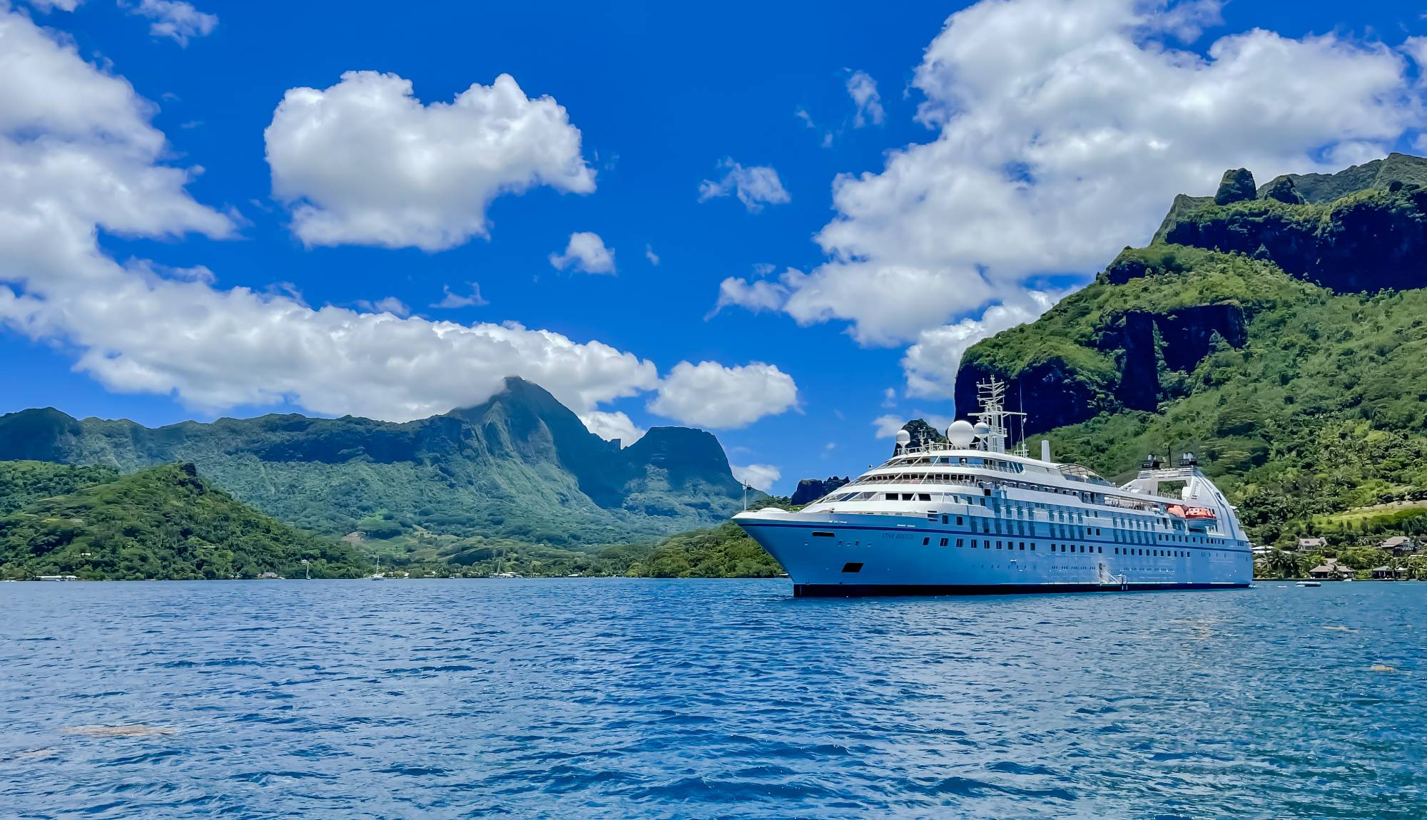 Windstar - Tahiti Cruises - Star Breeze