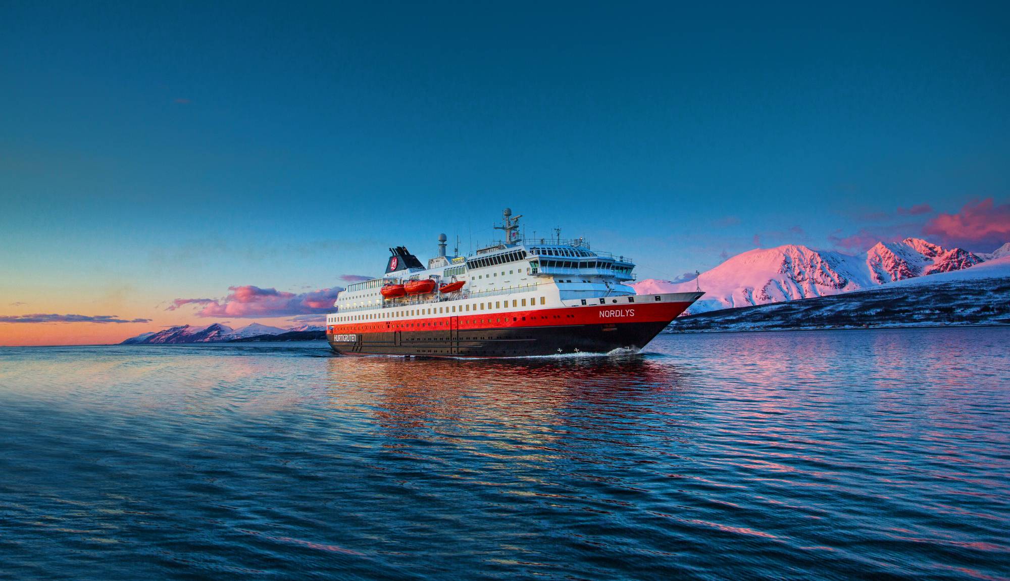 Hurtigruten - MS Nordlys - Norway Winter