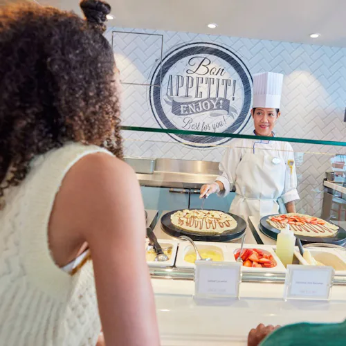 Royal Caribbean - Dining - AquaDome Market Creme De La Crepe