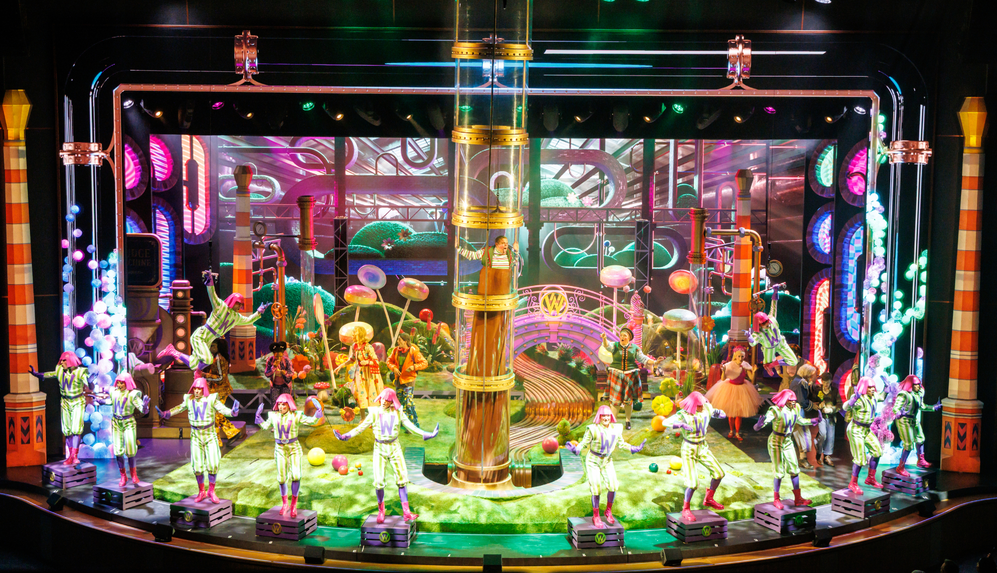Royal Caribbean - Legend of the Seas - Charlie and the Chocolate Factory