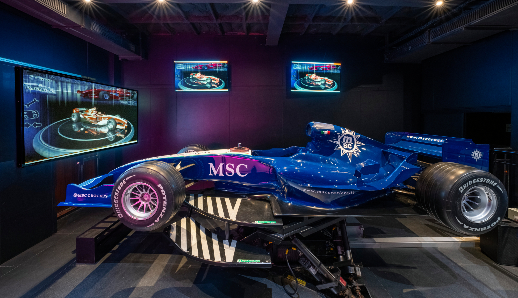MSC Fantasia - Formula Racer