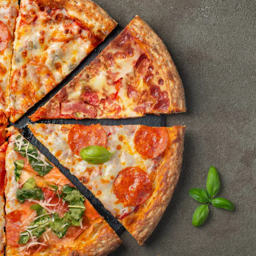 Poolside Grill & Pizzeria