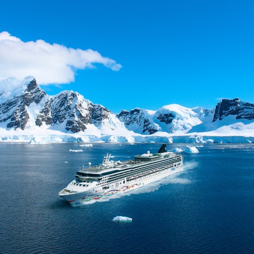 Norwegian Star in Antarctica