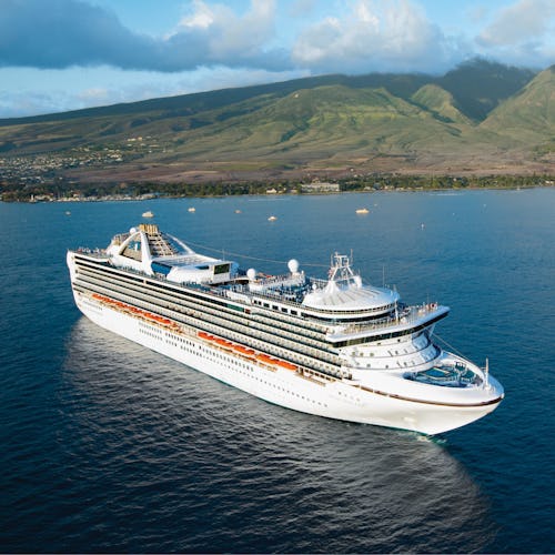 Grand Princess in Hawaii