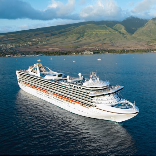Grand Princess in Hawaii